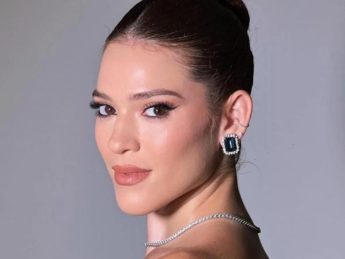 Ana Clara interrompe atividades para tratar diagnóstico de colite.