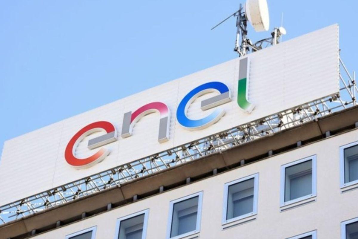 Governo Lula avalia renovar contrato com Enel após apagões.