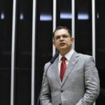 Autor critica PL do Aborto "light" e diz que Lula "não sabe falar da vida". Autor critica PL do Aborto "light" e diz que Lula "não sabe falar da vida".