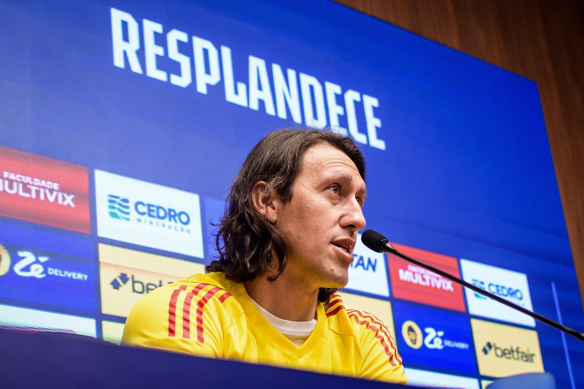 Cássio detalha sua saída do Corinthians e chegada ao Cruzeiro.