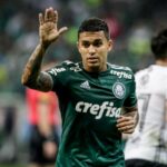 Cruzeiro abre os braços para receber a estrela Dudu. Cruzeiro abre os braços para receber a estrela Dudu.