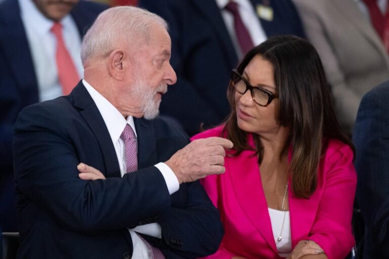 Título: Lula embarca em viagem pela Europa, incluindo Suíça, Itália, G7 e encontro com o papa.