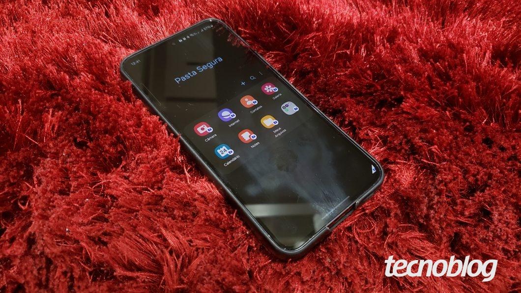 Samsung pode incluir proteção de aplicativos na próxima atualização da One UI.