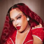 Celebrando o sucesso de Gloria Groove: "Nosso Primeiro Beijo" alcança o Top 20 do Spotify Brasil. Celebrando o sucesso de Gloria Groove: "Nosso Primeiro Beijo" alcança o Top 20 do Spotify Brasil.