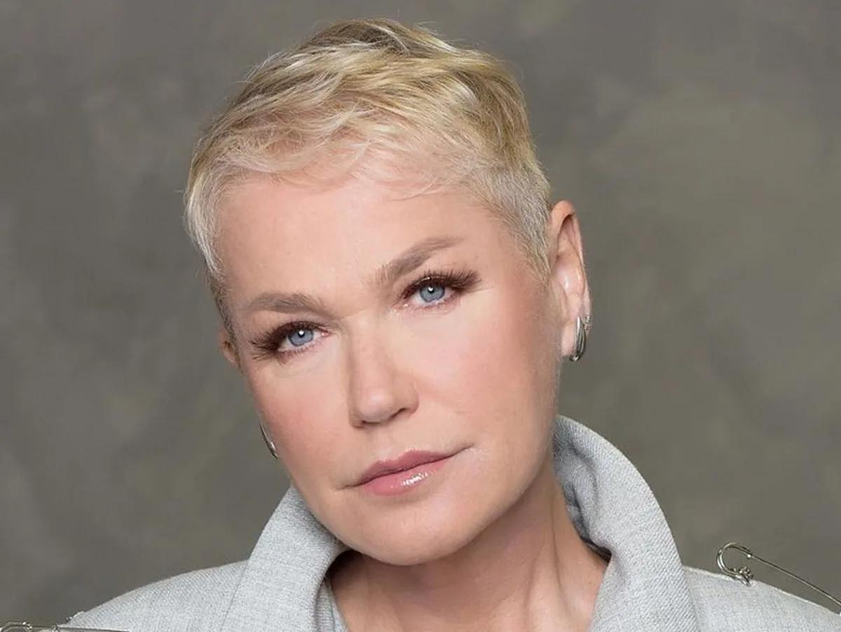 Xuxa Meneghel retorna à Globo após longa ausência.