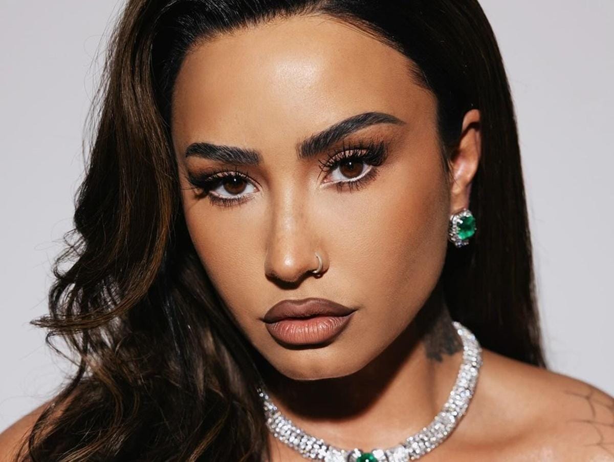Demi Lovato de volta ao pop: 10 músicas icônicas que os fãs aguardam.