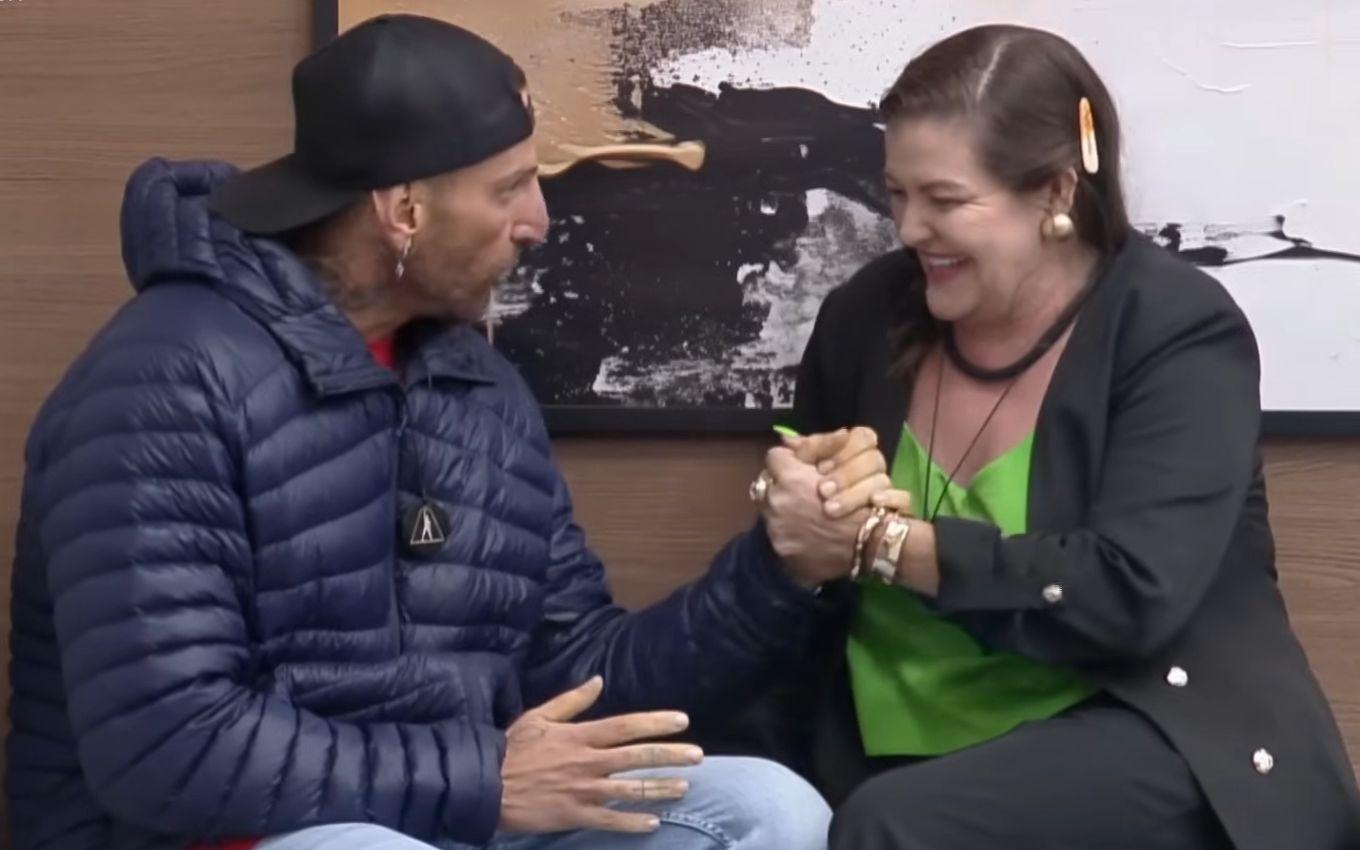 Geni domina a Mansão novamente e convida Guipa para governar.