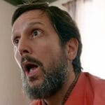 Egídio encomenda morte em Renascer antes de levar tiro no peito.