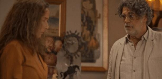 Zefa Leonel agradece Artur após o resgate de Ariosto.