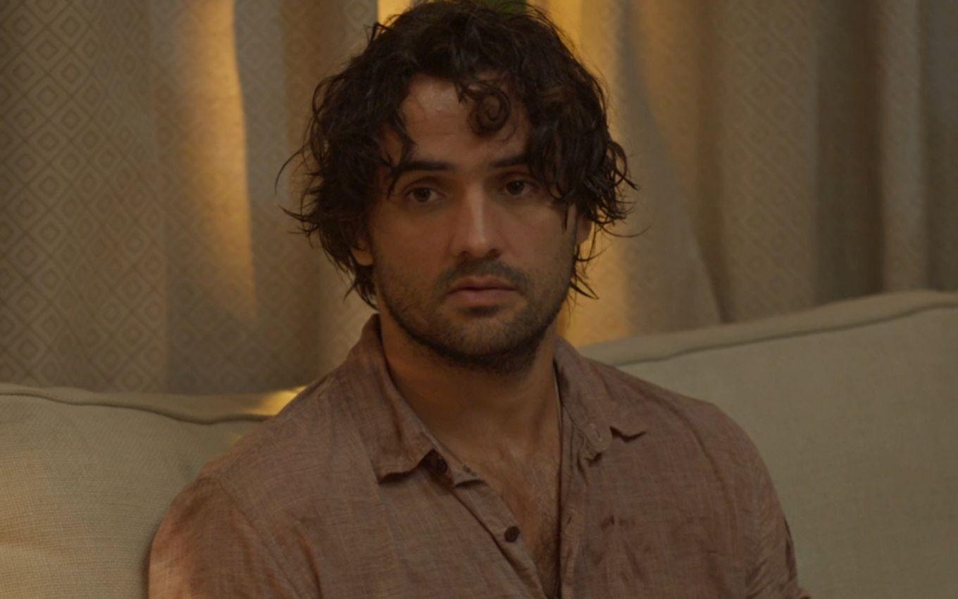 Zélia arma cilada e Quinota enlouquece de ciúmes.