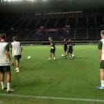 Dortmund realiza treinamento em Osaka durante turnê asiática. Dortmund realiza treinamento em Osaka durante turnê asiática.
