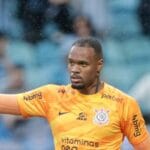 Carlos Miguel revela que ficaria no Corinthians se fosse procurado para renovação. Carlos Miguel revela que ficaria no Corinthians se fosse procurado para renovação.