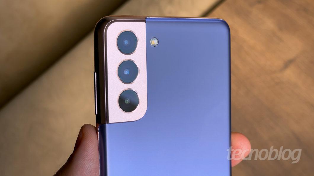 Quanto tempo os consumidores ficam com um novo smartphone?.