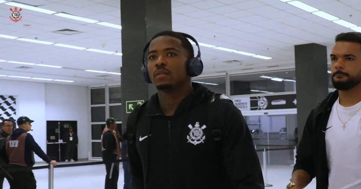 Corinthians vence Criciúma em estreia de Ramón Díaz.