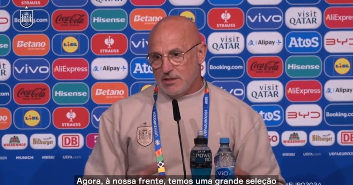 Técnico espanhol elogia sua equipe e critica estilo da França.