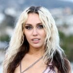 Miley Cyrus e Donald Trump em polêmica online após críticas. Miley Cyrus e Donald Trump em polêmica online após críticas.