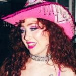 Hannah Montana inspira nova fase pop de Chappell Roan. Hannah Montana inspira nova fase pop de Chappell Roan.