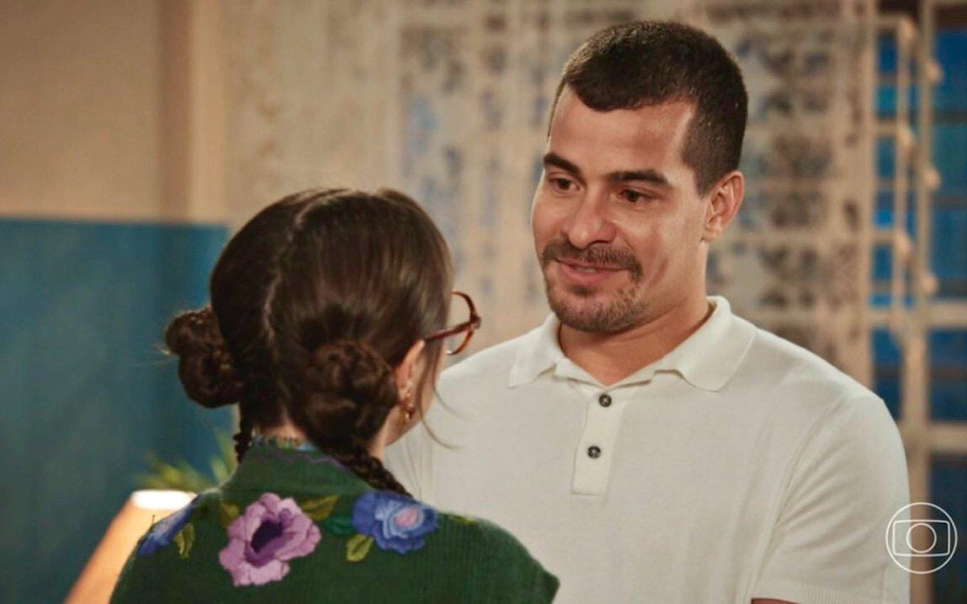 Júpiter revela seus sentimentos a Lupita em