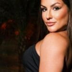 Kéfera Buchmann mostra figura musculosa em look fitness. Kéfera Buchmann mostra figura musculosa em look fitness.