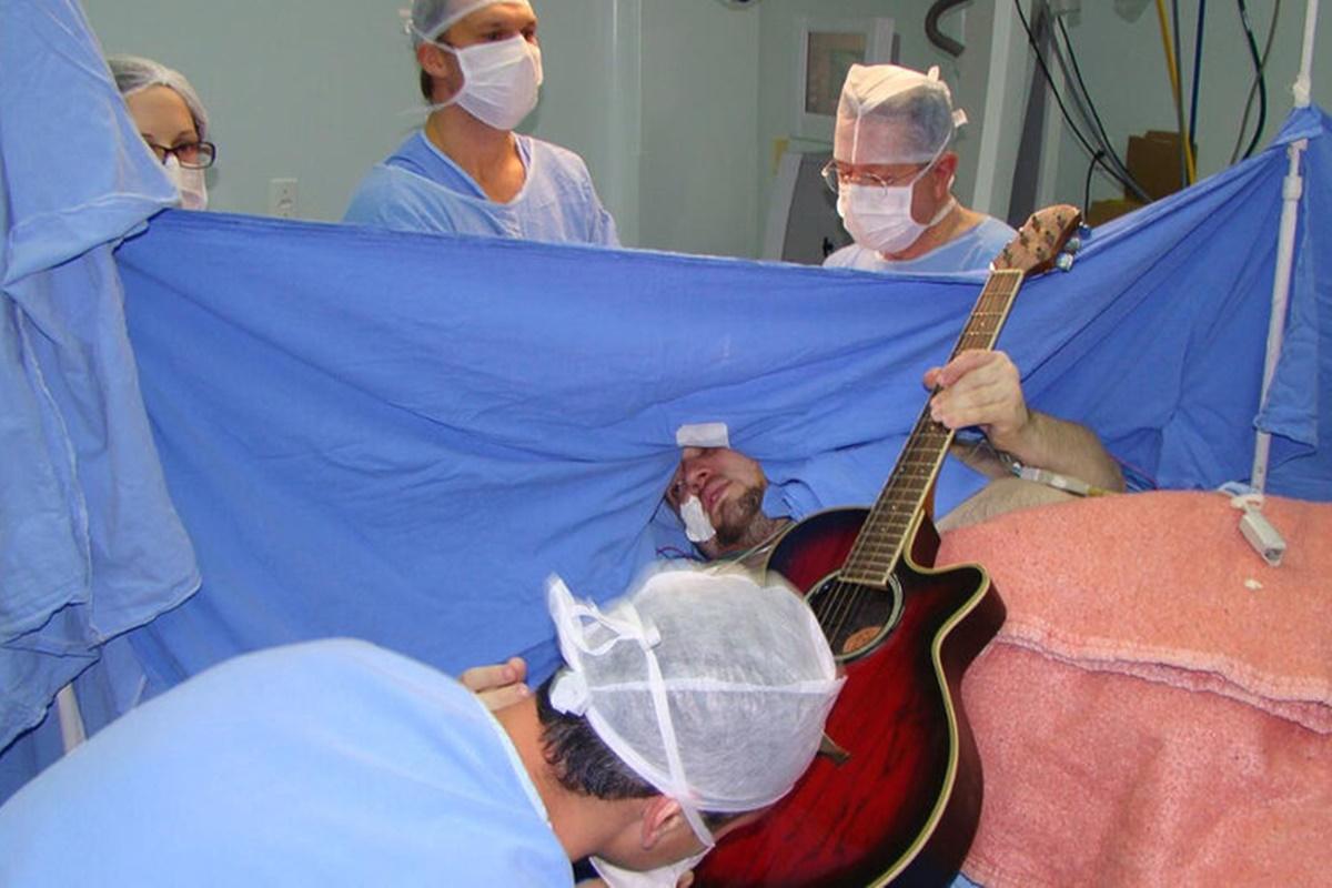 Médico catarinense famoso por cirurgia histórica falece.