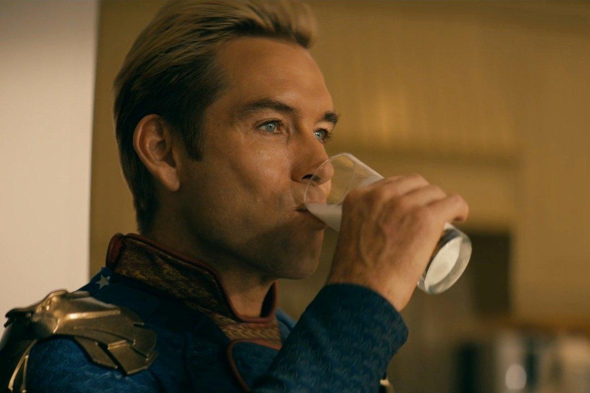 Por que os vilões preferem leite: um olhar sobre a simbologia.