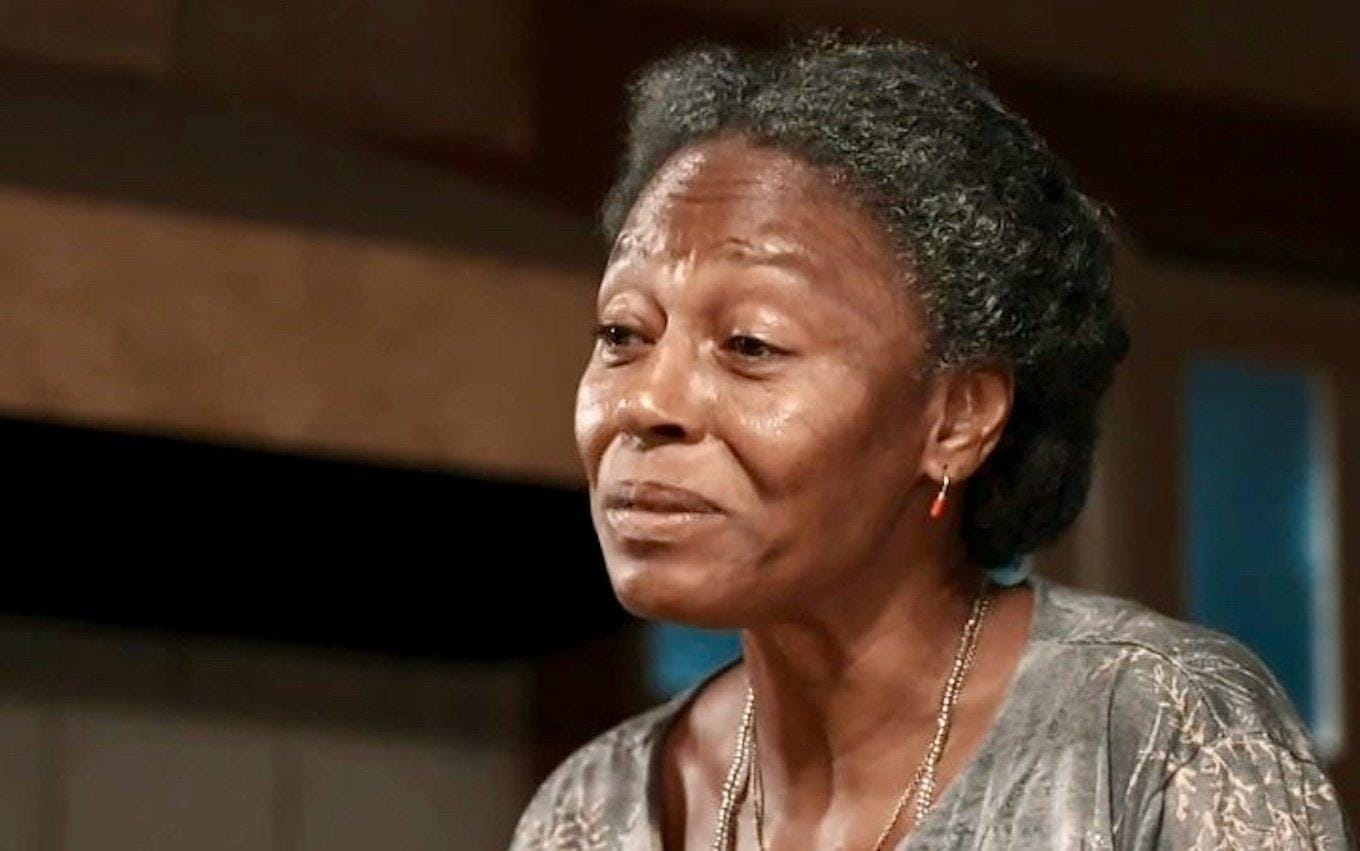 Exu e o útero espiritual: Renascer combate a intolerância com amor.