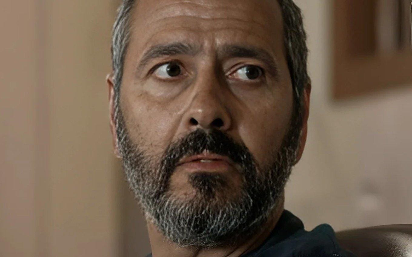 Renascer revela o mistério do passado de Inocêncio.