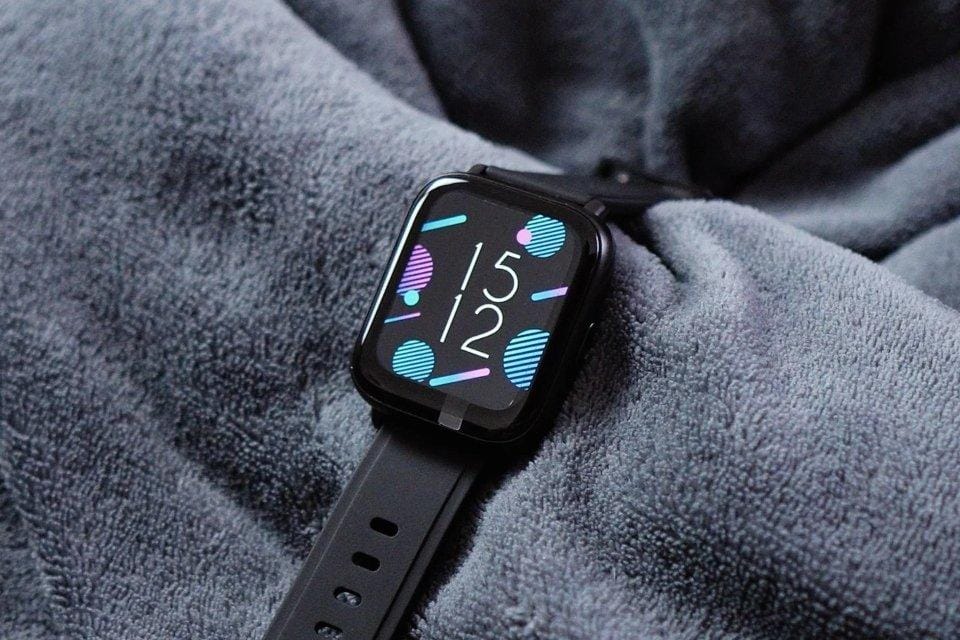 Smartwatches baratos e disponíveis no Brasil: 4 opções por menos de R$ 200.