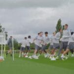 Tottenham já se prepara para a próxima temporada com intensos treinamentos. Tottenham já se prepara para a próxima temporada com intensos treinamentos.