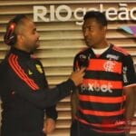 Jogador Alex Sandro empolgado com novo desafio no Flamengo. Jogador Alex Sandro empolgado com novo desafio no Flamengo.