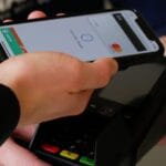 Apple Pay agora aceita cartões da Caixa e Sicoob.