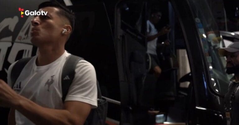 Atletas do Atlético superam CRB e avançam às quartas da Copa do Brasil.