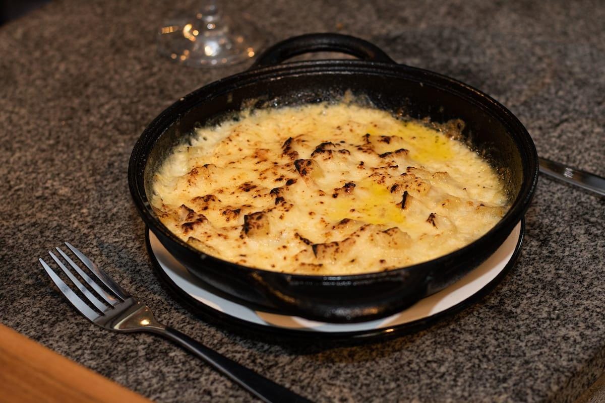 Bacalhau cremoso com requeijão: surpreenda seu paladar.