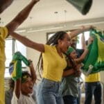 Roupas, Equipamentos e Acessórios Oficiais do Time Brasil com Até 15% OFF. Roupas, Equipamentos e Acessórios Oficiais do Time Brasil com Até 15% OFF.