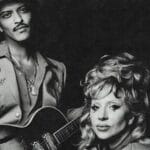 Dueto de Lady Gaga e Bruno Mars encanta fãs com "Die With a Smile". Dueto de Lady Gaga e Bruno Mars encanta fãs com "Die With a Smile".