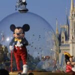 Título: Disney tenta anular acusação de homicídio com assinatura do Disney+. Título: Disney tenta anular acusação de homicídio com assinatura do Disney+.