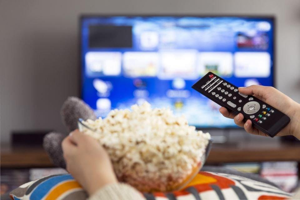 Aproveite Descontos Incríveis em Smart TVs na Amazon Hoje.