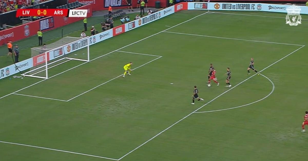 Gol de Salah na pré-temporada do Liverpool impressiona.