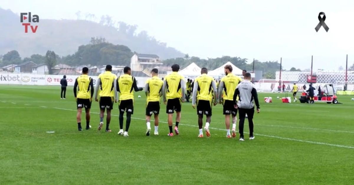 Flamengo se prepara sob chuva para duelo contra o Palmeiras.