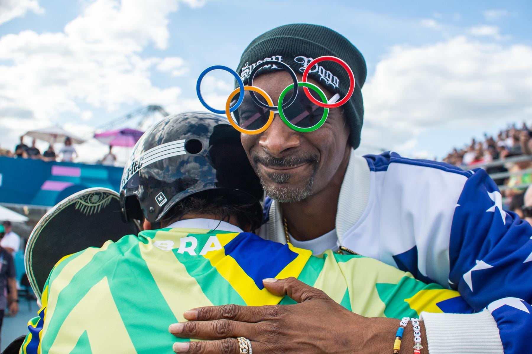 Encontro Inesperado: Japonês Brasileiro e Lenda do Hip-Hop em Paris.