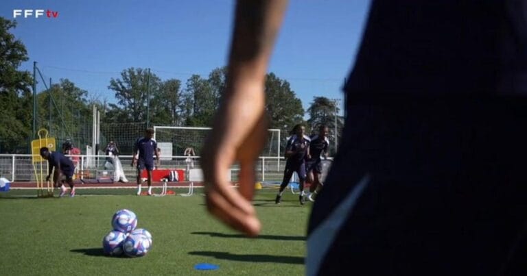 Treinamento final da França antes da grande final olímpica.