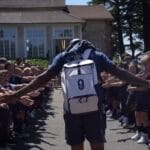 Celebração calorosa da seleção francesa em Clairefontaine.