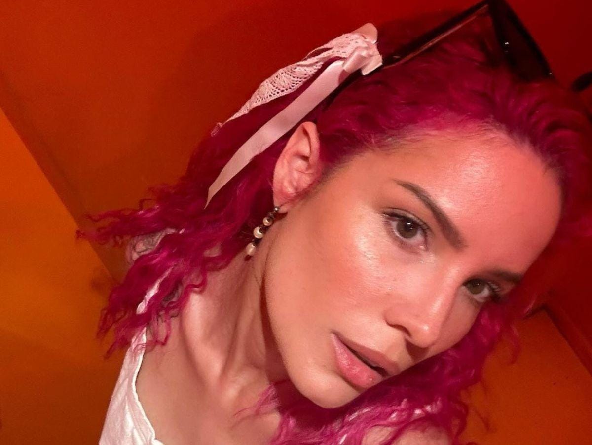 Halsey lamentável decepção com fãs após retorno.