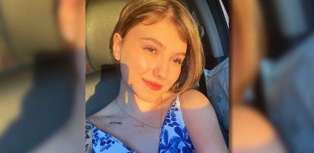 Influenciadora grávida enfrenta críticas em meio ao câncer.