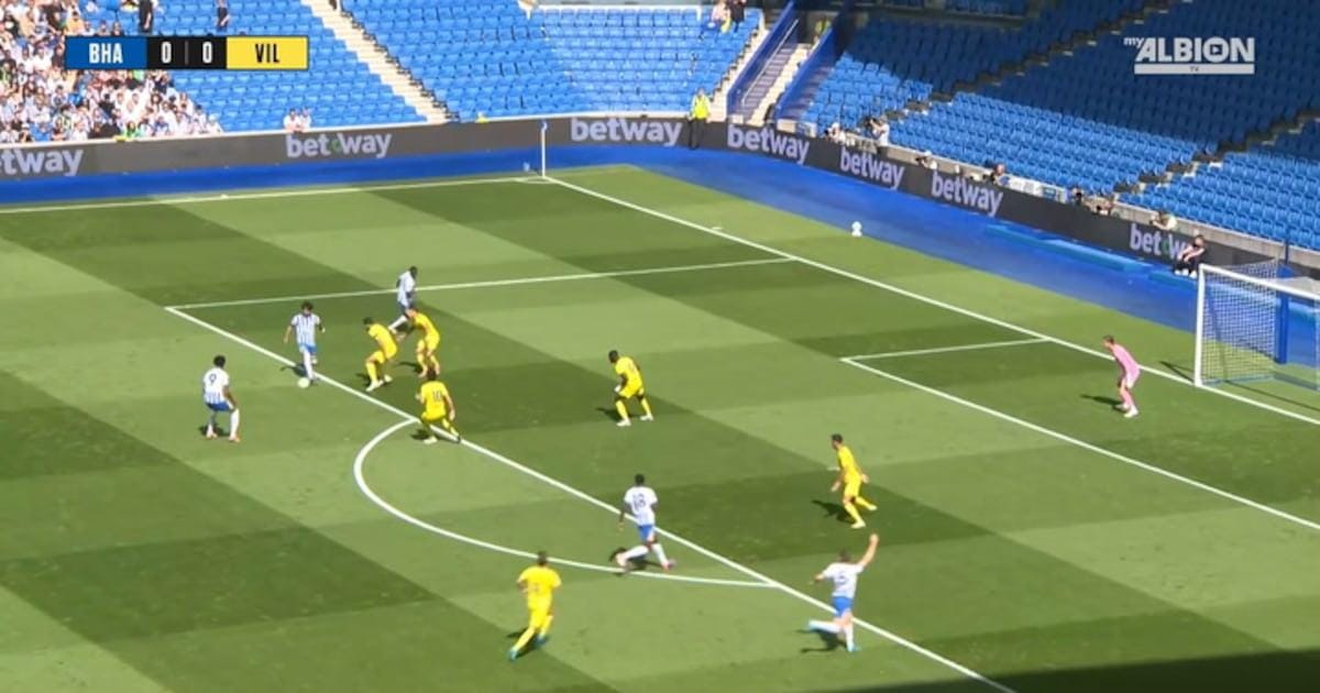 Jovem João Pedro marca golaço impressionante no amistoso do Brighton.