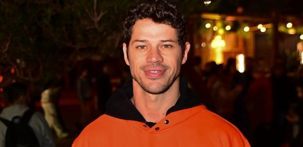 Separação conturbada: José Loreto reflete sobre os desafios da fama e do fim de seu relacionamento.
