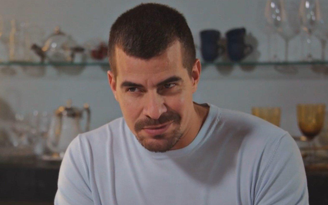 Família É Tudo: Lupita é defendida por Júpiter.