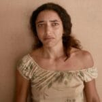 A perda do amor de Zinha deixa Joana com o coração partido. A perda do amor de Zinha deixa Joana com o coração partido.