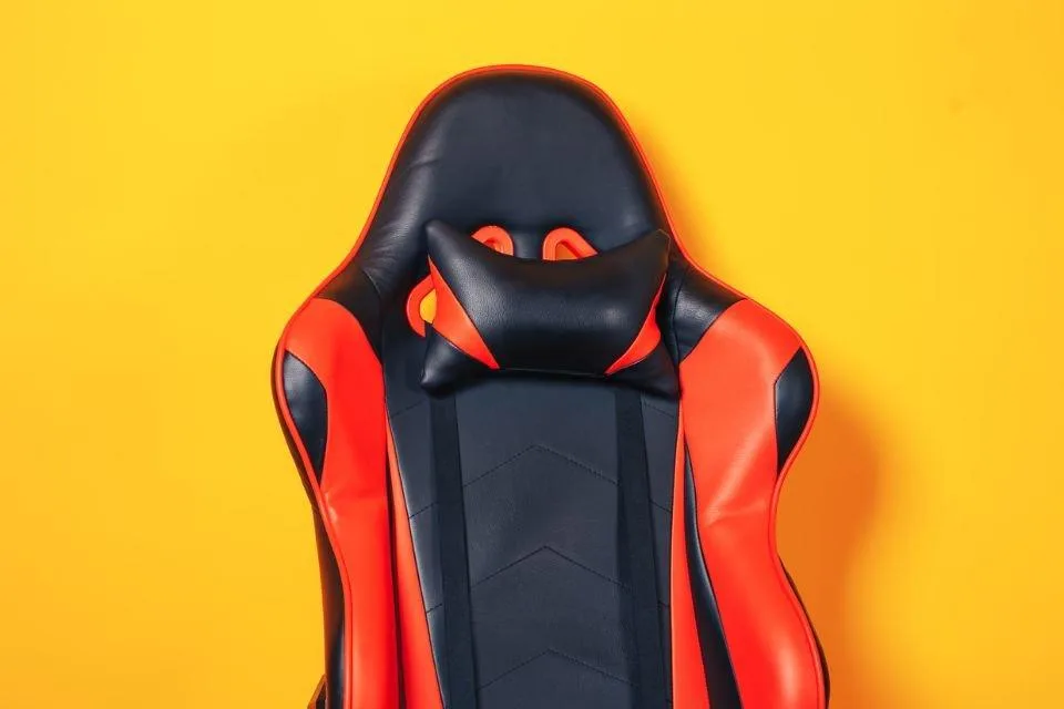 Nintendo Switch e cadeiras gamer com até 50% de desconto no Mercado Livre.