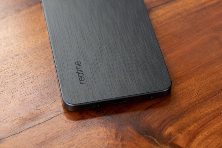 Realme revela o carregador de 320 W, o mais rápido do mundo.